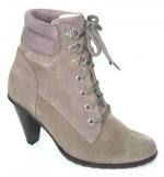 Botines con cordones de Sonia Diaz