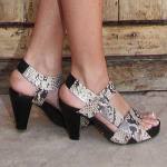 Sandalias animal print de Plumers