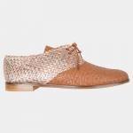 Zapatos Alicia Hidra Gold de The Flâneuse