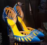 Zapatos T-STRAPS de Mambrini col. 2016