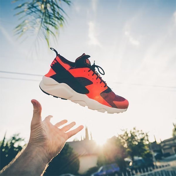 5 modelos de zapatillas de vestir de hombre que te acompañarán este verano