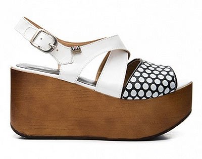 Sandalias de plataforma blancas y lunares de Albany