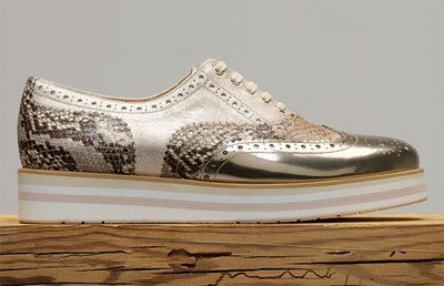 Zapatos de cuero metalizado de Pertini