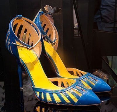 Zapatos T-STRAPS de Mambrini col. 2016