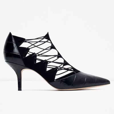 Zapato de salón con tiras de Zara