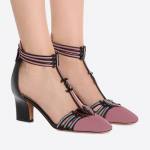Zapatos con tiras en T de Valentino Garavani