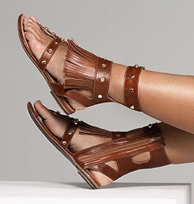 Sandalias con flecos de Suzana Santos col 2016