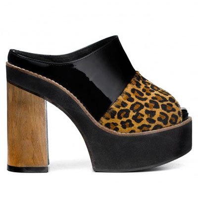 Sueco con plataforma de goma eva y taco de madera Sueco con plataforma de goma eva y taco de madera