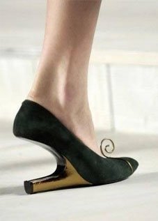 Zapatos con diseños locos y raros Zapatos con diseños locos y raros