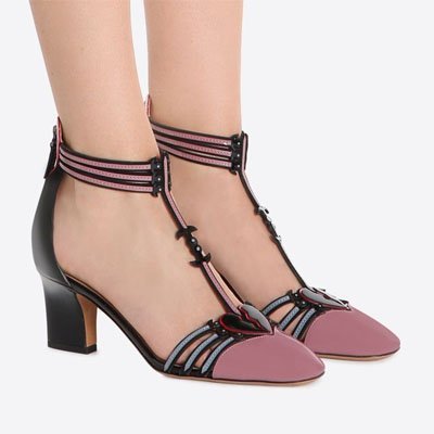 Zapatos con tiras en T de Valentino Garavani